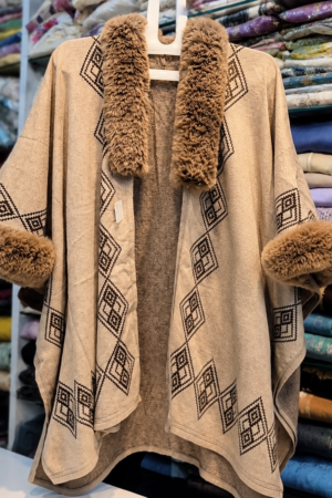 Heritage Geometric Faux-Fur Trim Cape