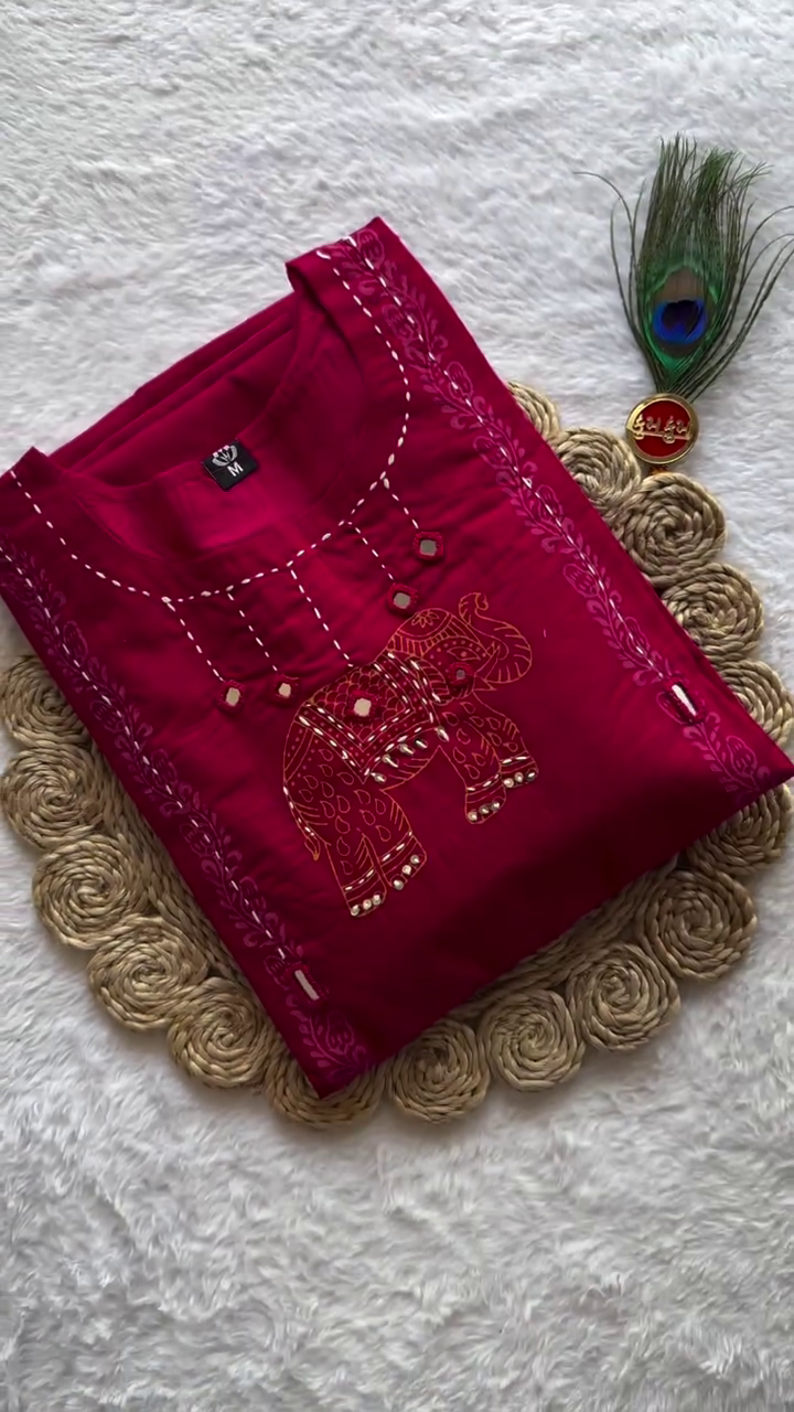 Women's Magenta Printed Salwar Suit Set - Image 2