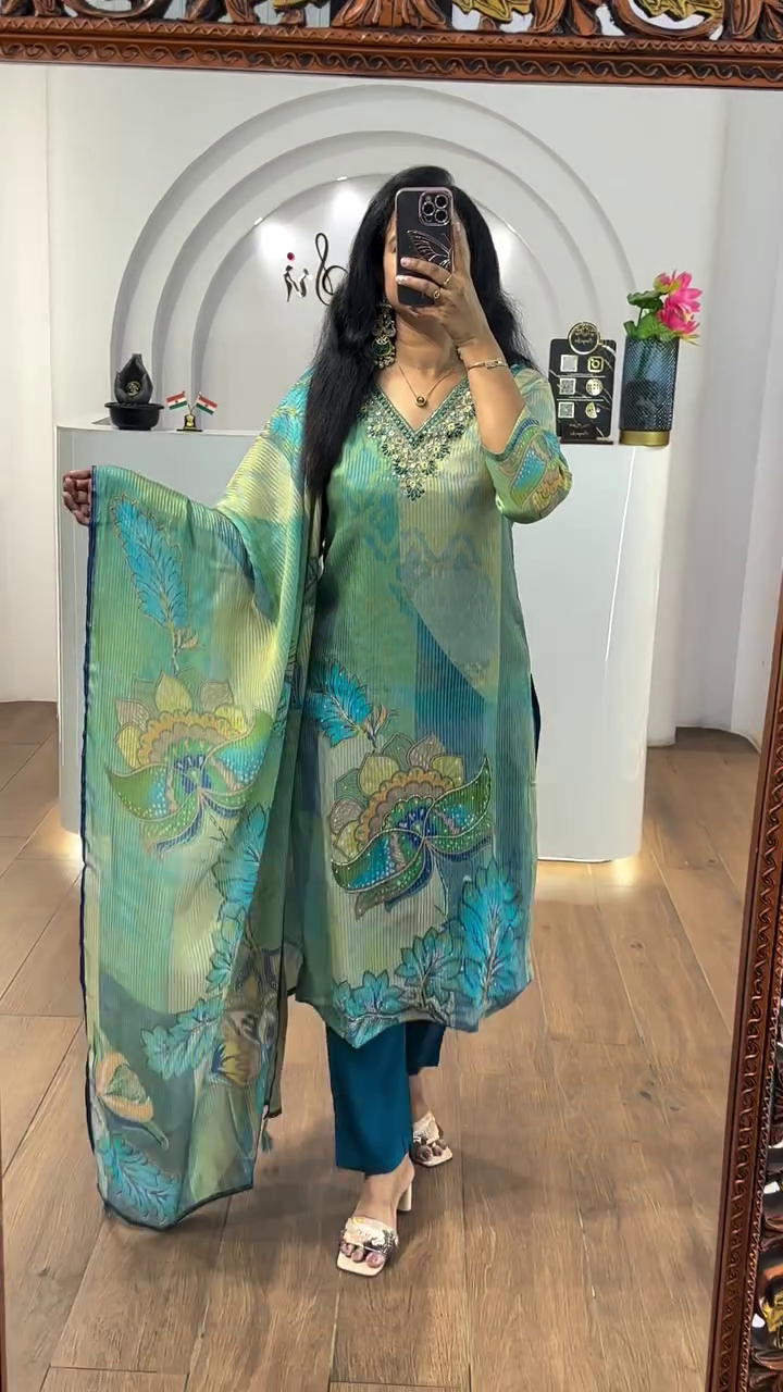 Women's Sea Green Printed Kurta Set