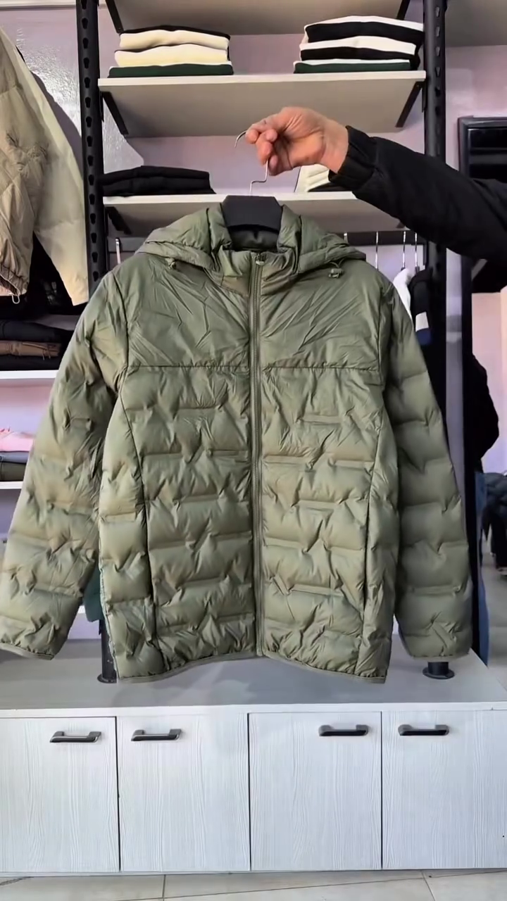 Quilted Hooded Jacket - Image 3