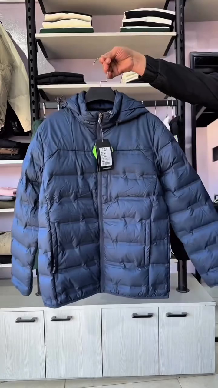 Quilted Hooded Jacket - Image 5